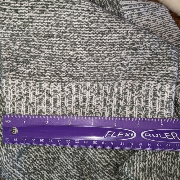 RUBY MOON LADIES SIZE MEDIUM SWEATER WITH HOOD - Picture 10 of 10